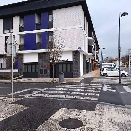 Onak 2 - 1cama Y 1sofacama - Parking Gratis アパート